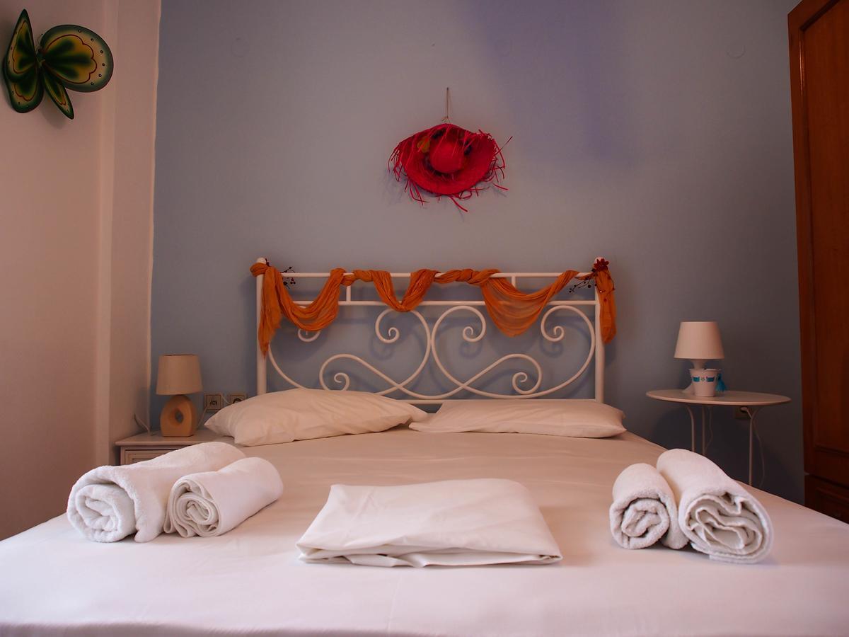 Manos Apartments Mégas Yialós-Nítes Eksteriør billede