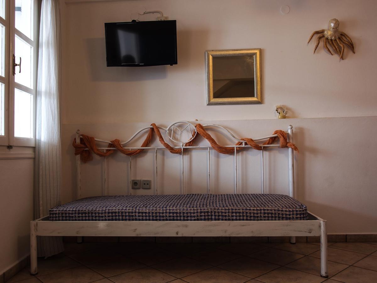 Manos Apartments Mégas Yialós-Nítes Eksteriør billede