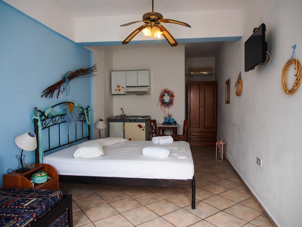 Manos Apartments Mégas Yialós-Nítes Eksteriør billede