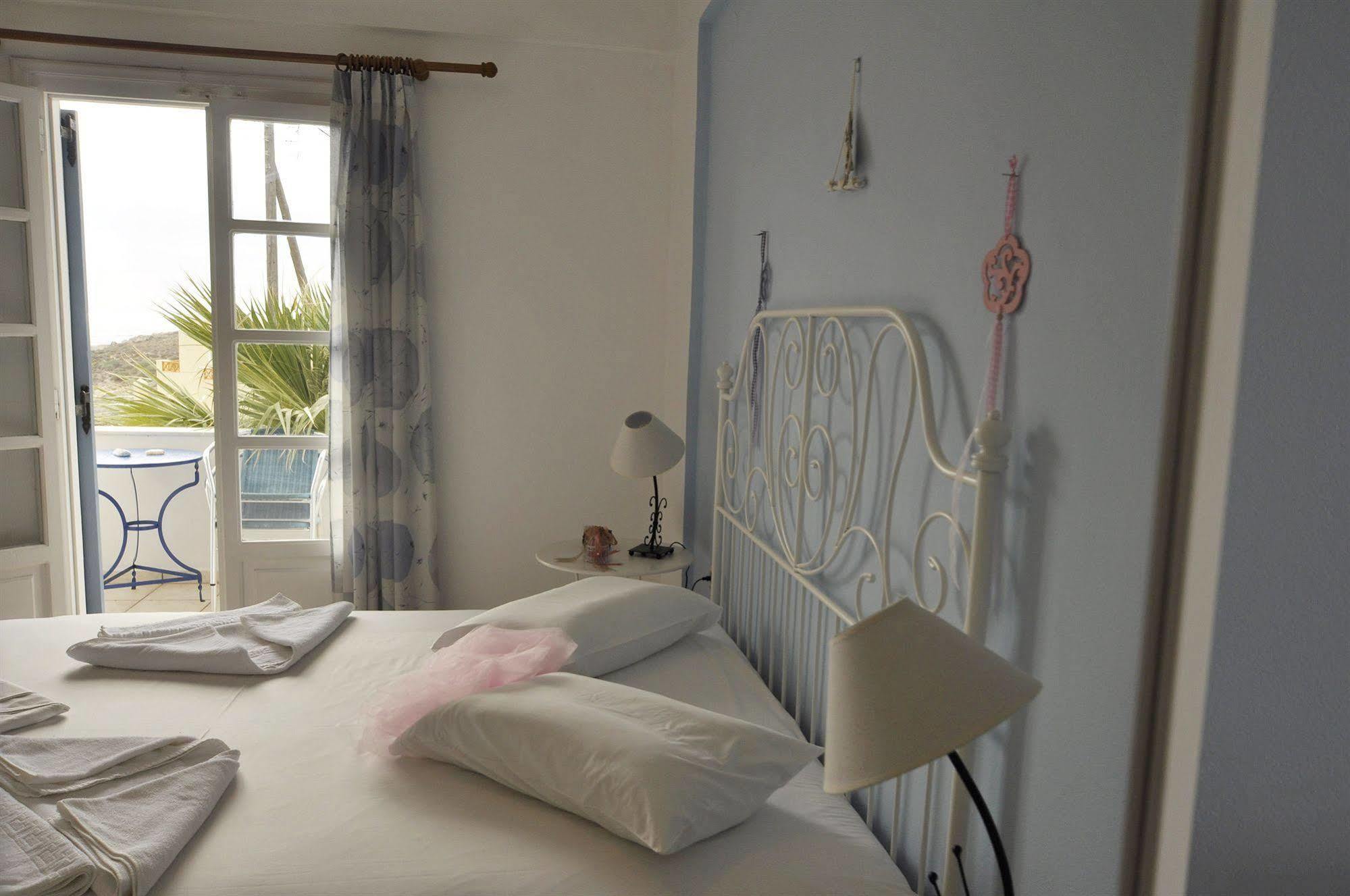 Manos Apartments Mégas Yialós-Nítes Eksteriør billede