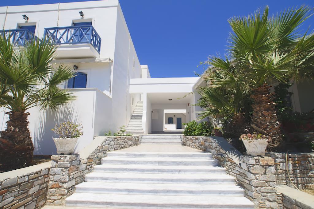 Manos Apartments Mégas Yialós-Nítes Eksteriør billede